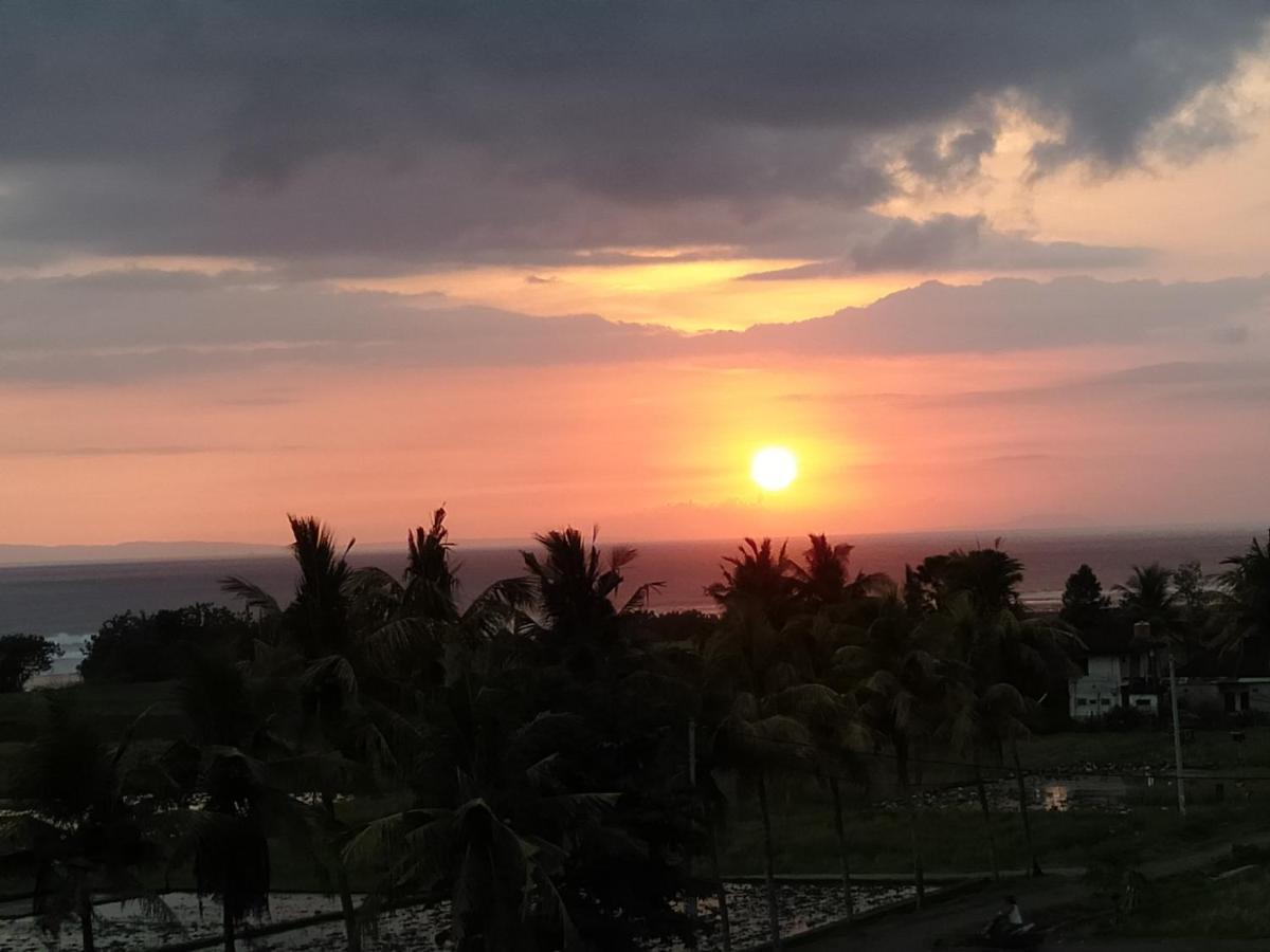 Medewi Beach View Villa Jembrana  Экстерьер фото